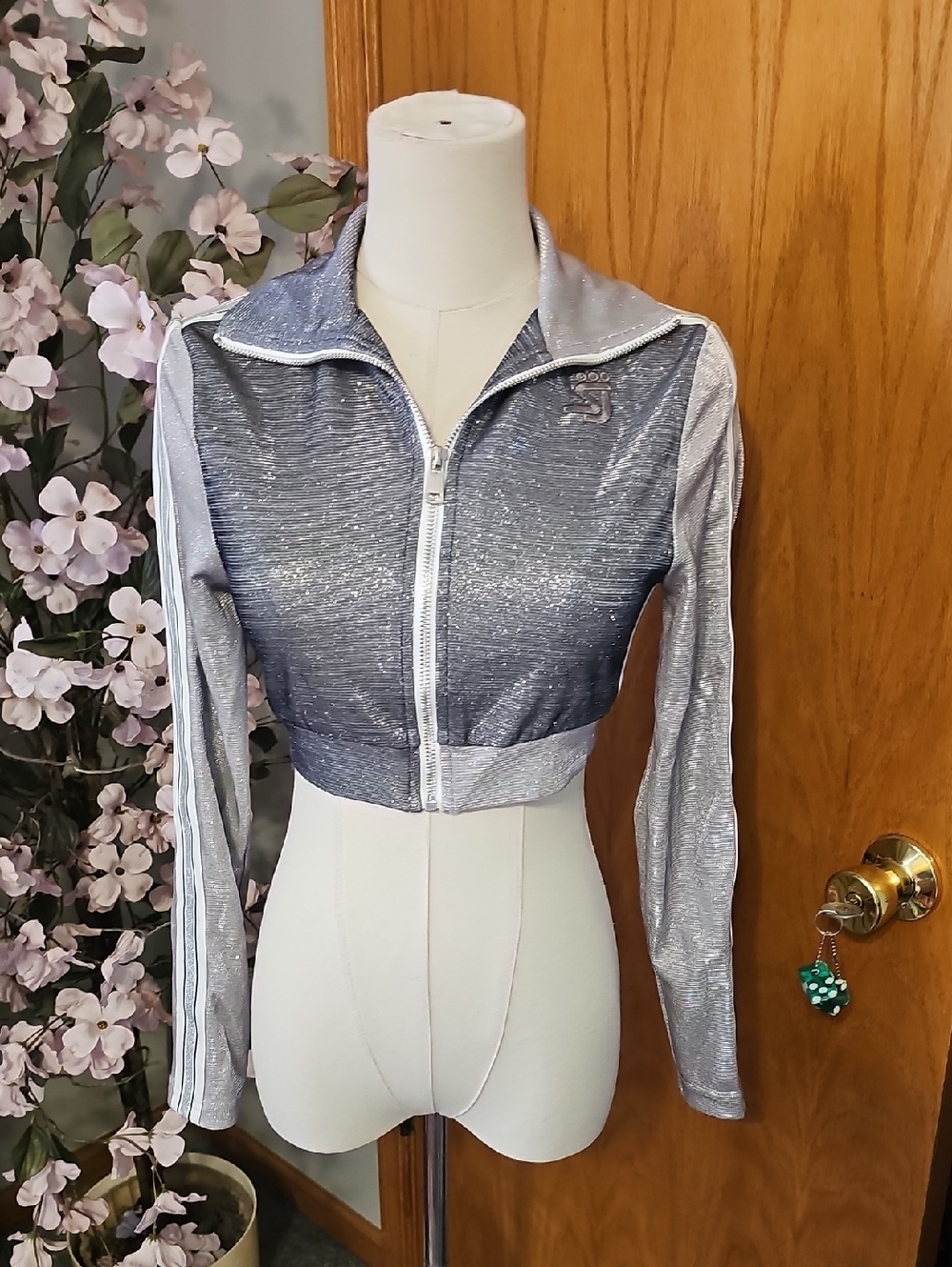 Shane Justin Crop Sparkle Jacket